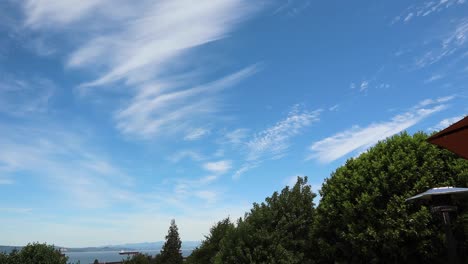 Lapso-De-Tiempo-Desde-La-Cubierta-En-Astoria,-Oregon,-En-Mayo,-A-Lo-Largo-Del-Río-Columbia,-Mirando-Hacia-Washington