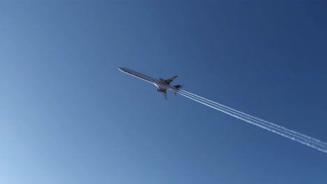 avión en vuelo