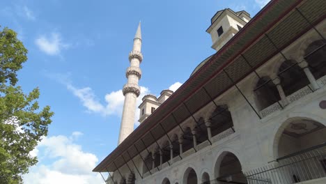 the exterior of a mosque in istanbul, turkey