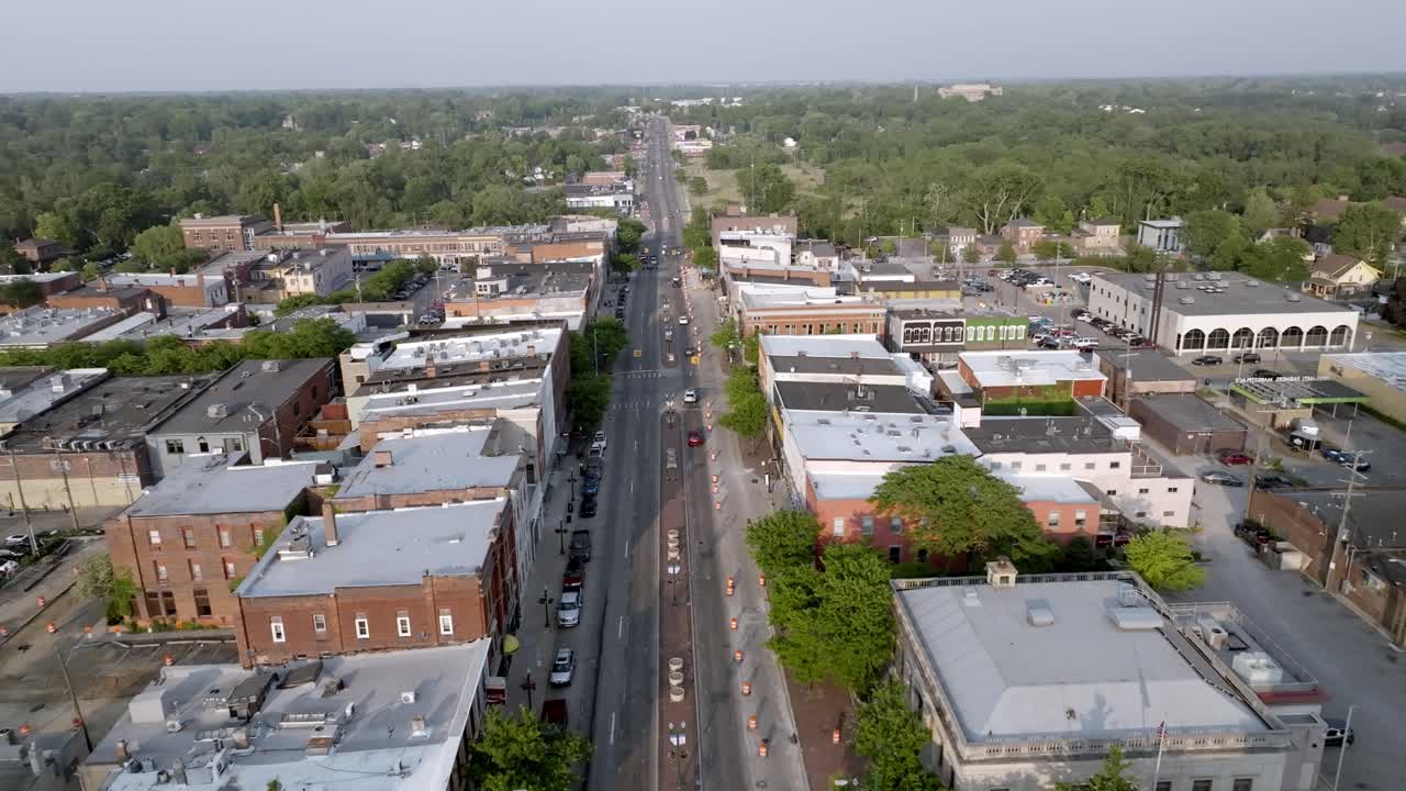 centro de ypsilanti, michigan con el video del avión no tripulado en movimiento