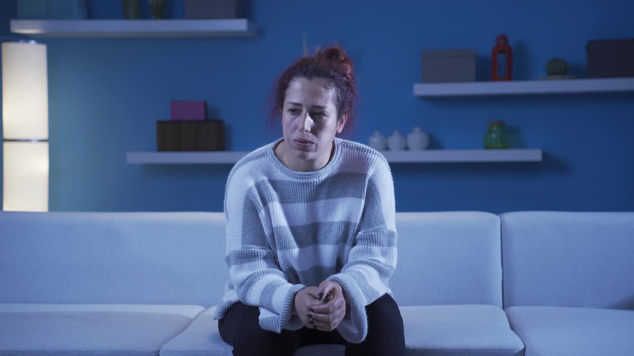 la mujer que busca venganza es ambiciosa.