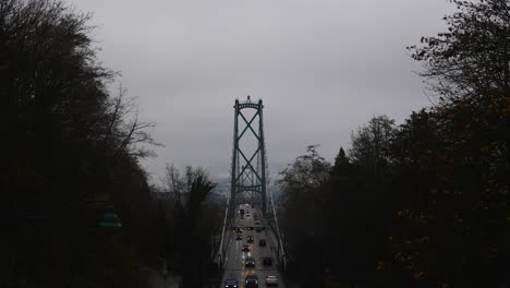 Die-Lions-Gate-Bridge-In-Vancouver-V.-Chr.-Tagsüber