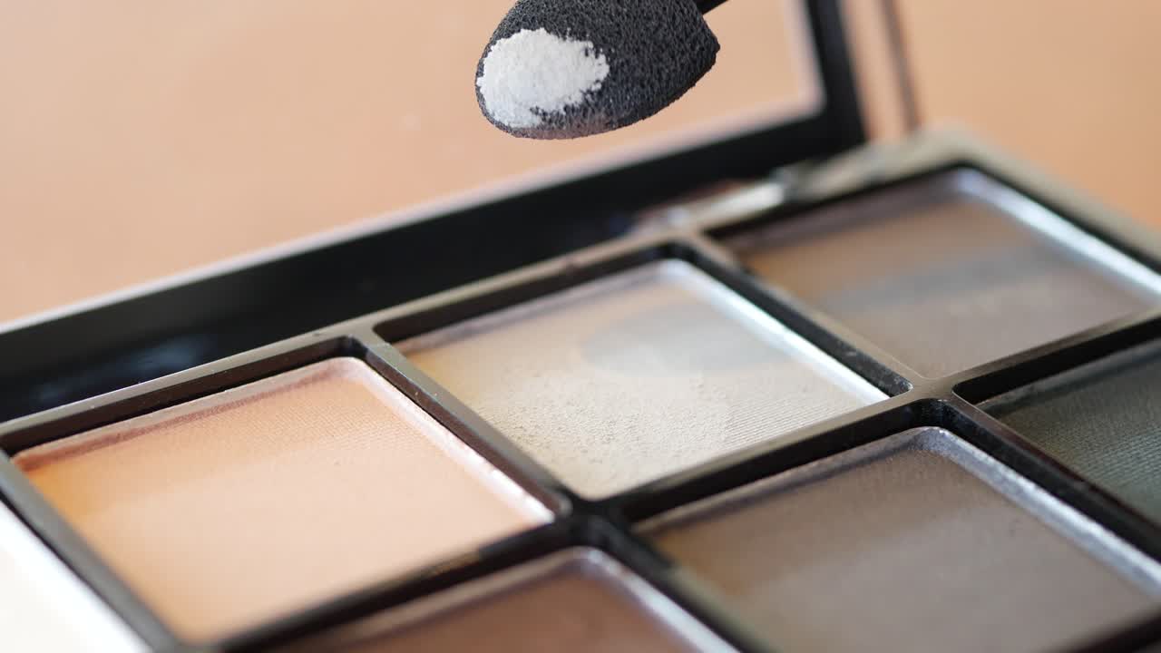 눈꺼풀을 적용하는 것