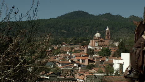 Tapalpa,-Un-Pueblo-Mágico-En-Lo-Alto-De-Las-Montañas-Más-Hermosas-De-México