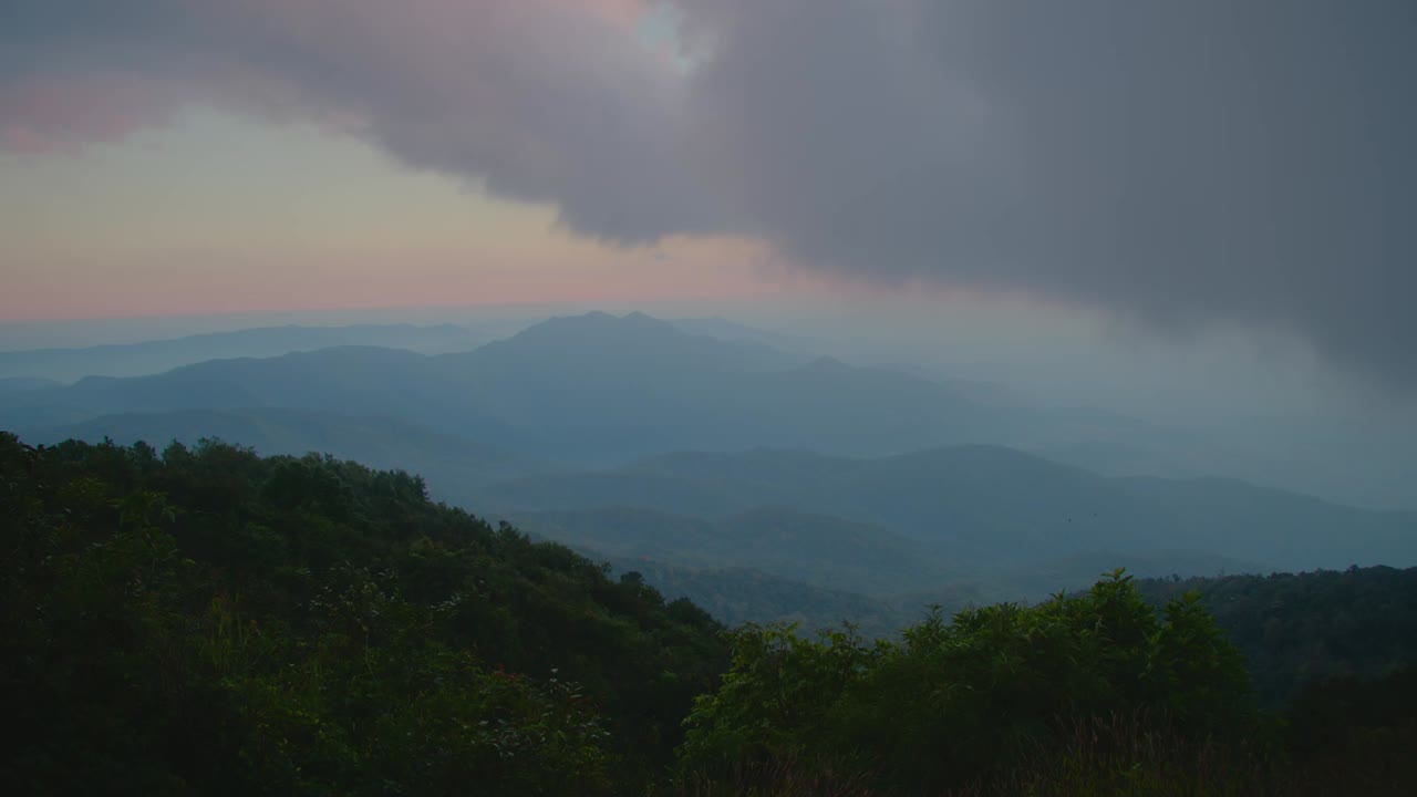 Misty Mountain View at Sunrise/Sunset