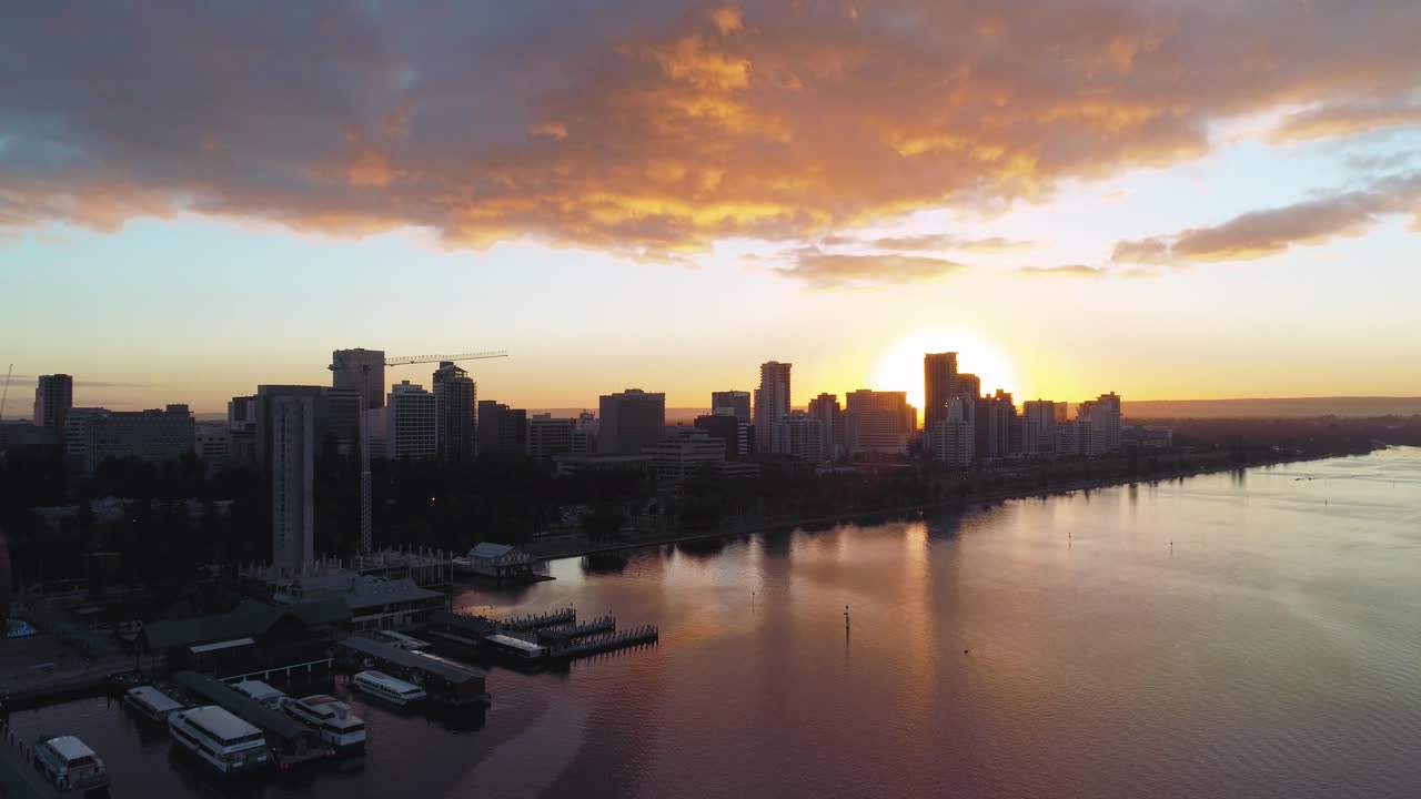 Cores deslumbrantes da manhã em Perth.