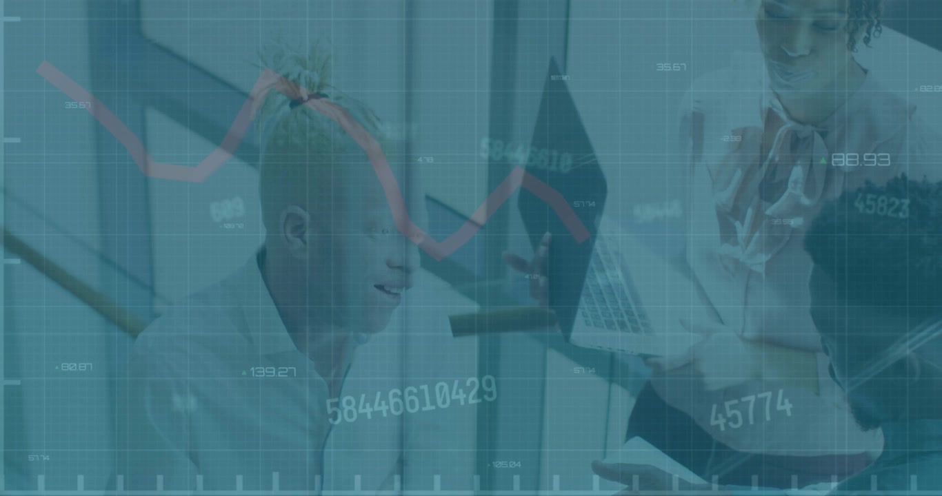 Animering av bearbetning av finansiell data över olika affärsmänniskor som arbetar på kontoret