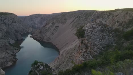 Zrmanja-Schlucht-In-Kroatien