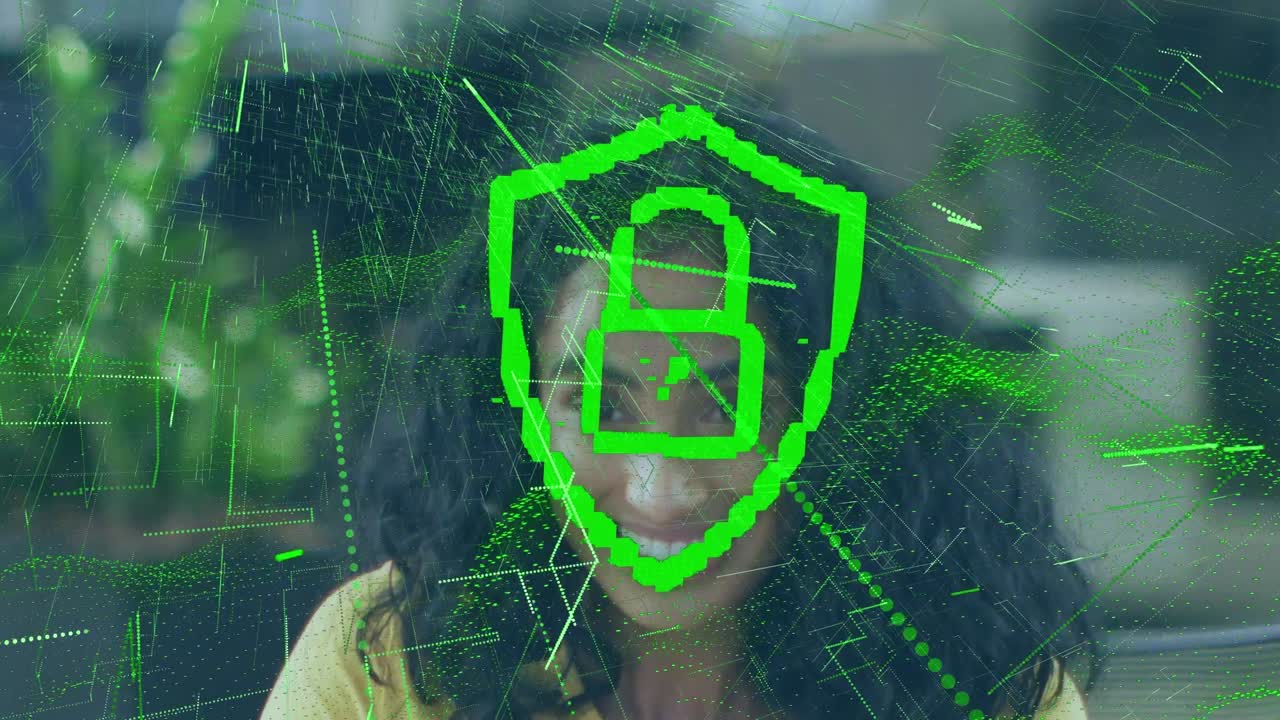 animación de candado digital y líneas sobre feliz mujer biracial en la oficina