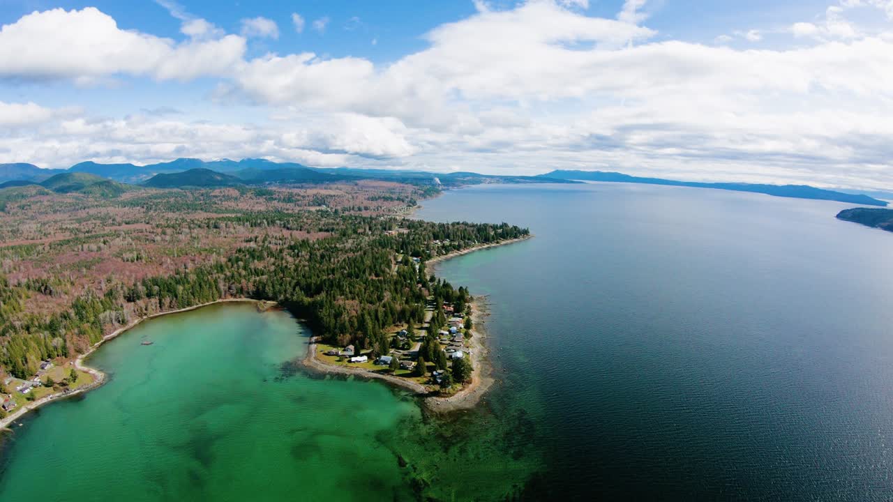 klahanie drive verde brillante playa costera piscina de marea bahía de la costa del sol de la b.c. el río powell vistas aéreas de las aves