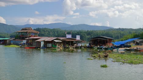 Pak-Nai-fisherman-village,-Nan-province,-Thailand