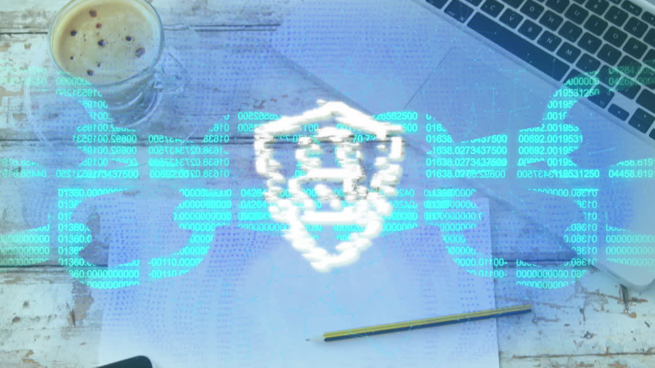 animación del icono de candado y cadena de seguridad en el teléfono inteligente, la computadora portátil, la taza de café en la superficie de madera
