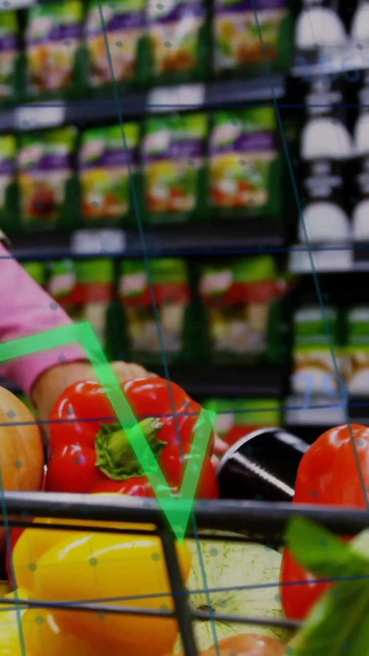 Animação de processamento de dados sobre homem caucasiano fazendo compras no supermercado