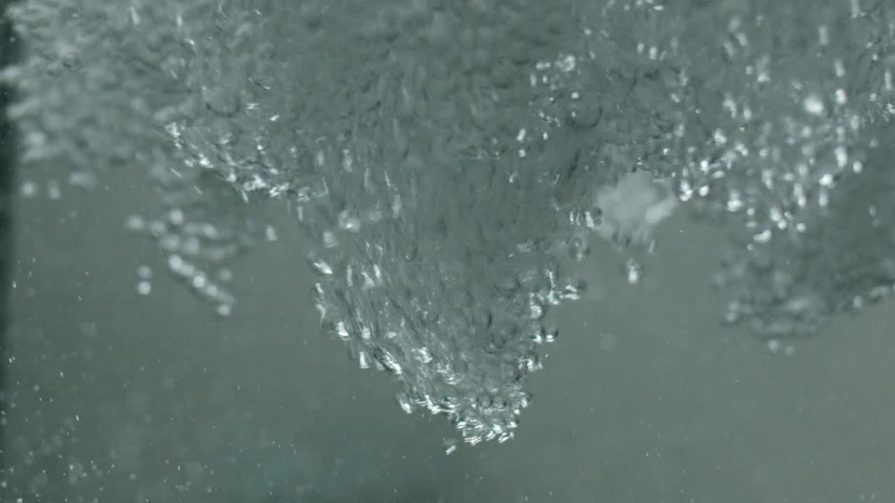 수중 물줄기의 클로즈업