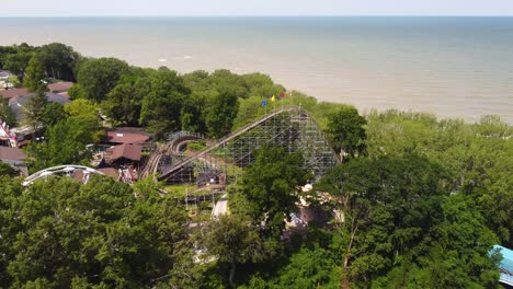 Drone-shot-of-The-Ravine-Flyer-at-Waldameer-in-Erie,-Pennsylvania