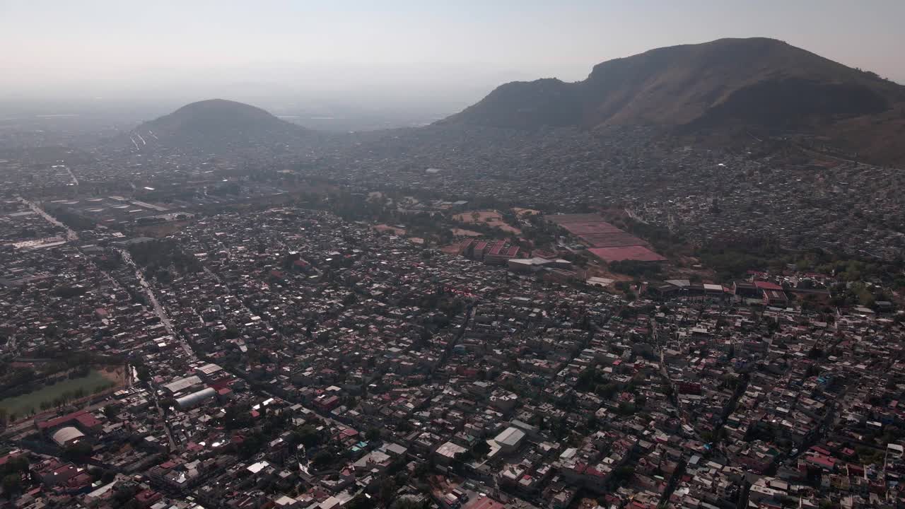 L'inquinamento nelle periferie di Città del Messico ha livelli molto pericolosi.