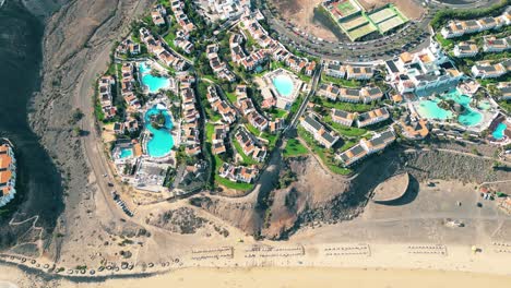 Increíble-Playa-De-Esquinzo-Con-Horizonte-Infinito