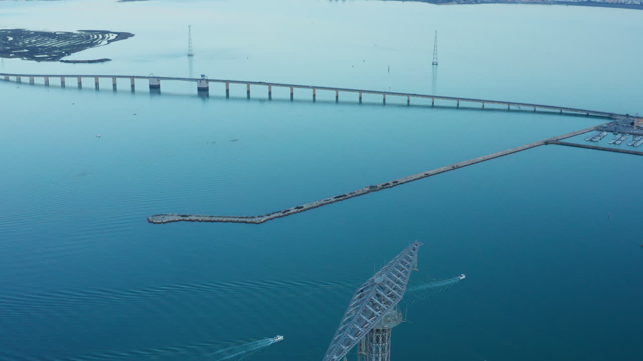 공중 - cadiz, 성 및 다리, cadiz, andalucia, 스페인, 와이드 샷의 철탑