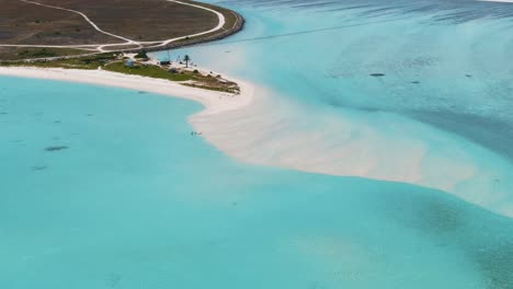 laguna azul playa de arena blanca paisaje de maldivas atolón agua turquesa del océano índico