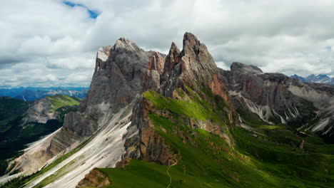 seceda mountain dramatic peaks rise up in italy dolomites