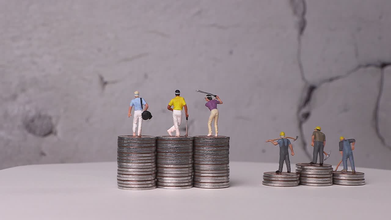 미니어처와 동전 어리, 비즈니스 컨셉