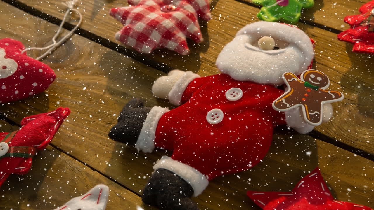 Nieve cayendo con una decoración navideña de Papá Noel