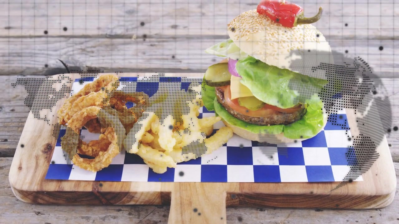 Alça entrando, painel revelando hambúrguer com batatas fritas e anéis de cebola para promoção de comida sob mapa pontilhado.
