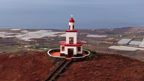 dron panorámico de campanario de joapira con vistas panorámicas del océano atlántico, 4k