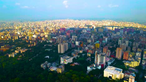 Vista-Aérea-De-La-Megaciudad-De-Dhaka,-Bangladesh,-Asia-Del-Sur.