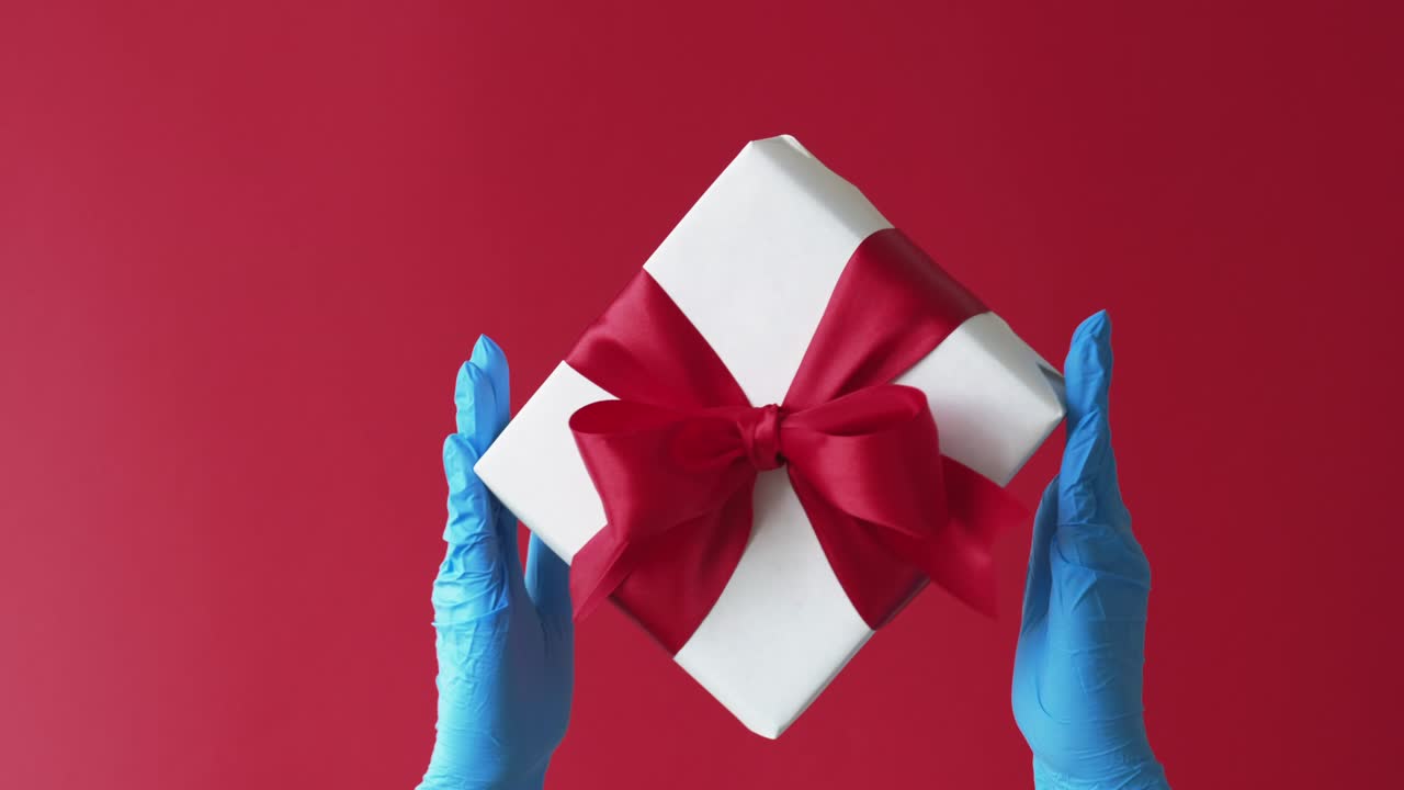 pandemic surprise coronavirus holidays gift hands