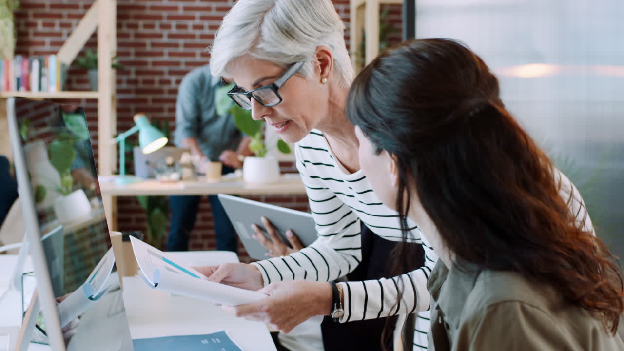 Digital marketing, computer