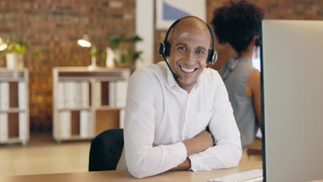 Call-center,-smile-and-face-of-man-at-computer