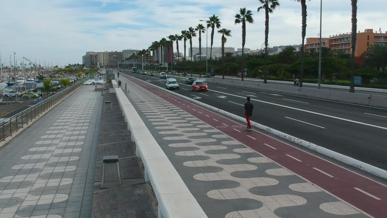 longboard en el paraíso