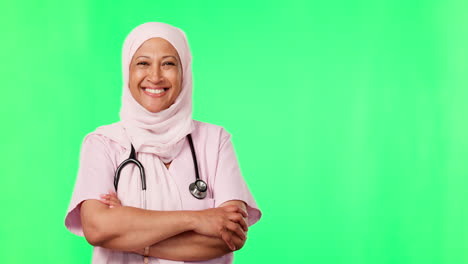 Face,-happy-and-muslim-nurse-on-green-screen