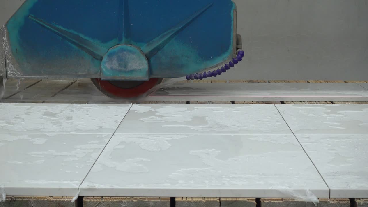 working of natural cutting machine desktop
