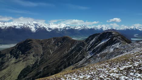 Schneebedeckter-Mount-Aspiring-Nationalpark,-Aufgenommen-Vom-Mount-McIntosh