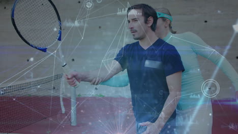 Animation-Des-Netzwerks-Von-Verbindungen-Mit-Der-Datenverarbeitung-über-Verschiedene-Tennisspieler-Auf-Dem-Platz