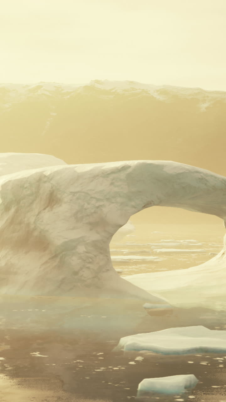 arco de iceberg en la antártida