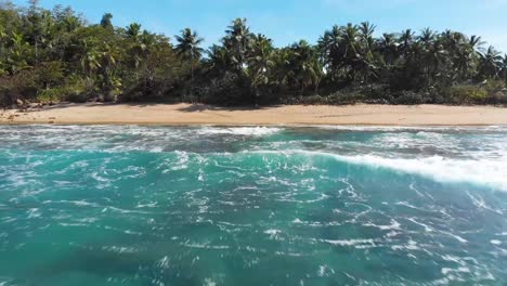 antena: playa aislada en puerto rico