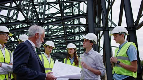 construction site meeting