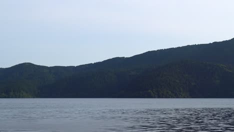 The-view-of-Ashi-lake-from-coast