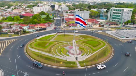 SAN-JOSE,-COSTA-RICA---FEBRUARY-28,-2023---The-roundabout-called-Rotonda-de-la-Bandera-in-San-Pedro