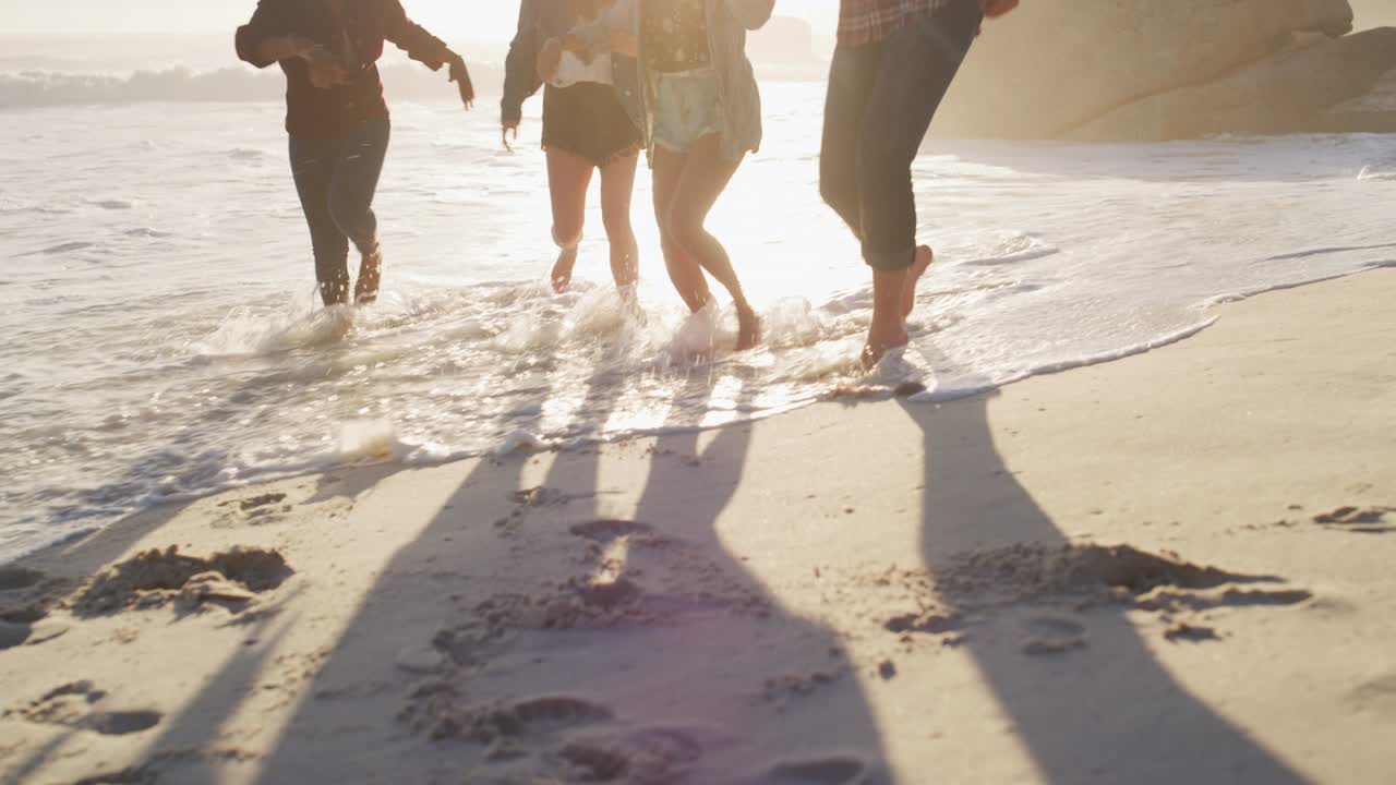 친구들은 삶을 즐겁게 만니다.