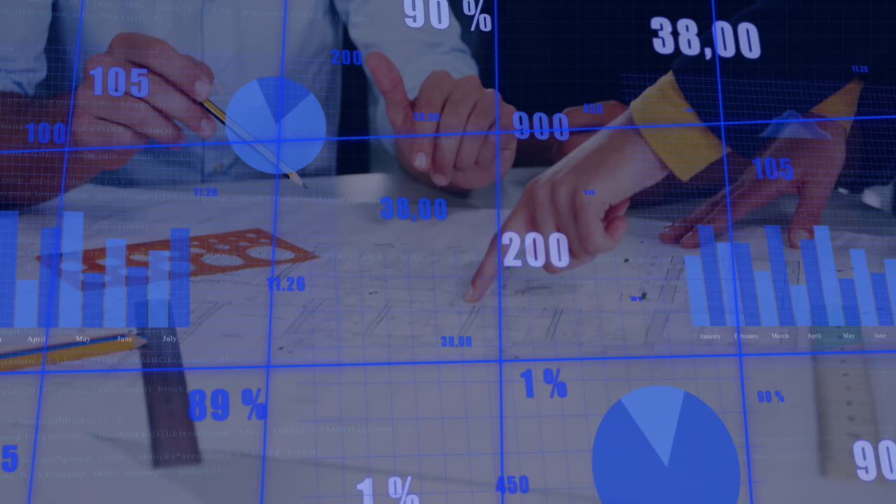 사무실에서 다양한 사업가들에 대한 금융 데이터 처리의 활성화