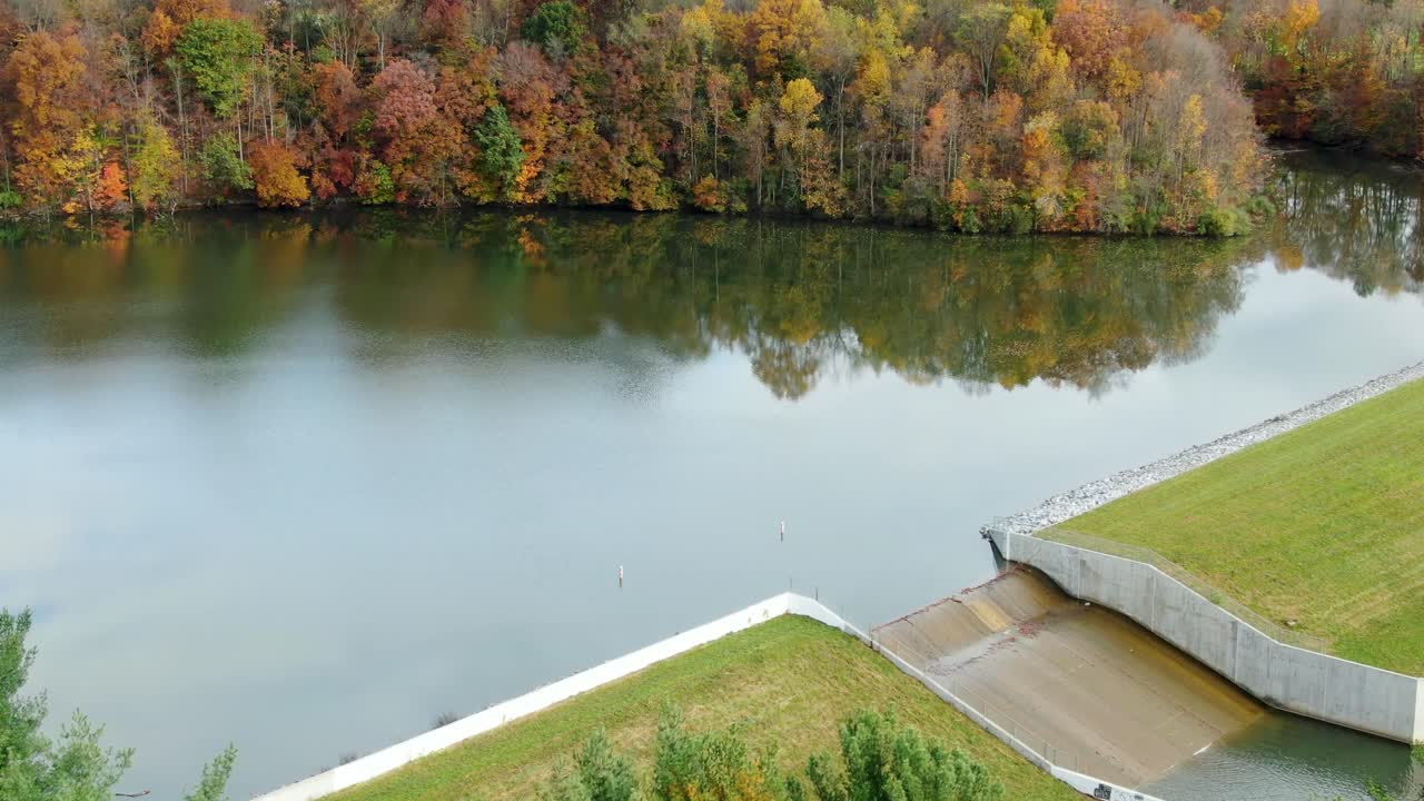 스피드웰 포지 댐과 호수