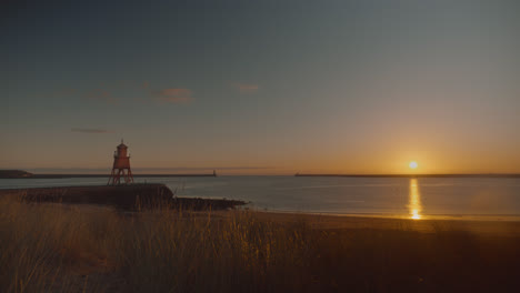 south shields wide angle at sunrise