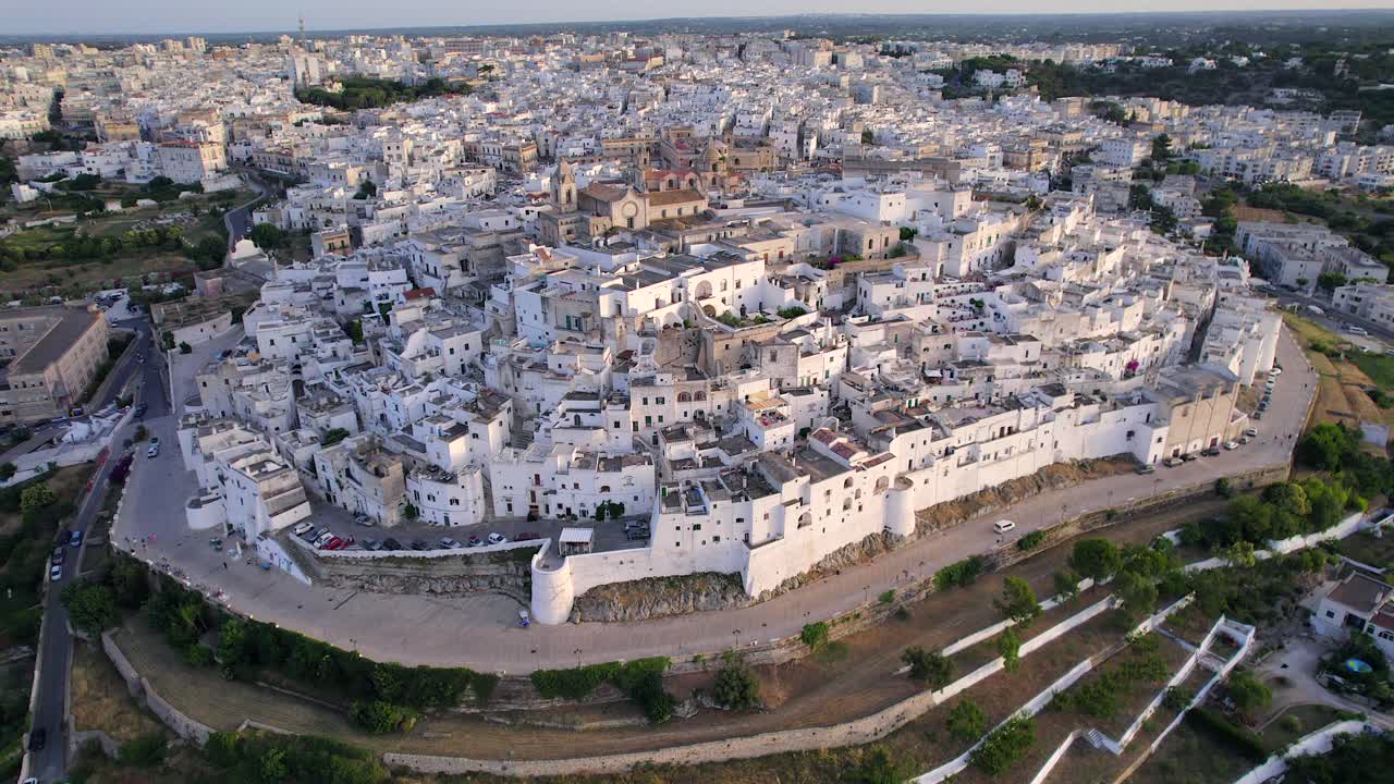antenna 4k di ostuni, 'la città bianca' in puglia, sud italia