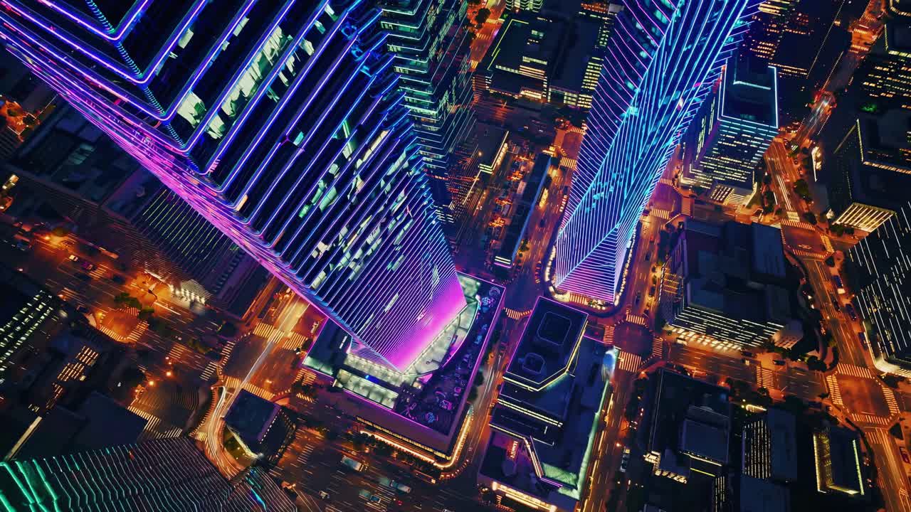 el vibrante horizonte de la ciudad por la noche