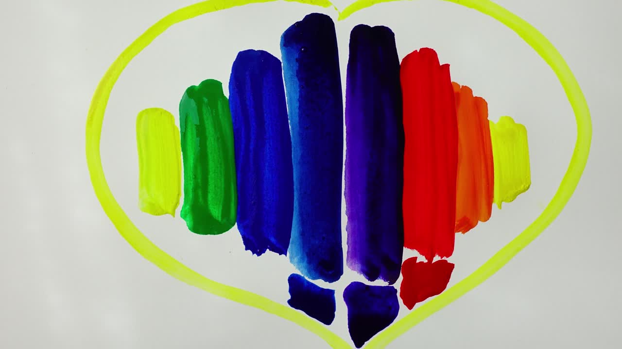 Cores LGBT em forma de coração. Time lapse
