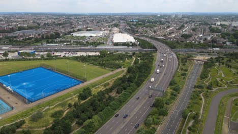 A12-Road-Leyton-Este-De-Londres-Reino-Unido-Imágenes-De-Drones-Verano